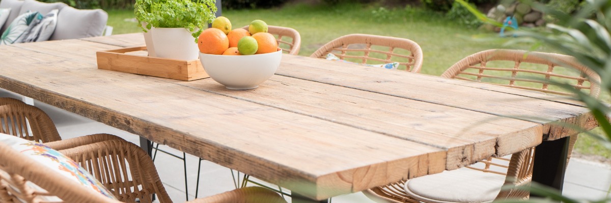 How to Create an Outdoor Dining Space in Your Garden